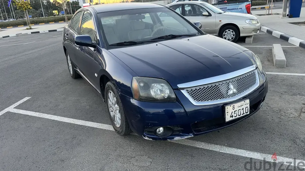 Mitsubishi Galant 2010